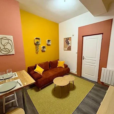 Grand Place Rdc 4 Pers Videoprojecteur